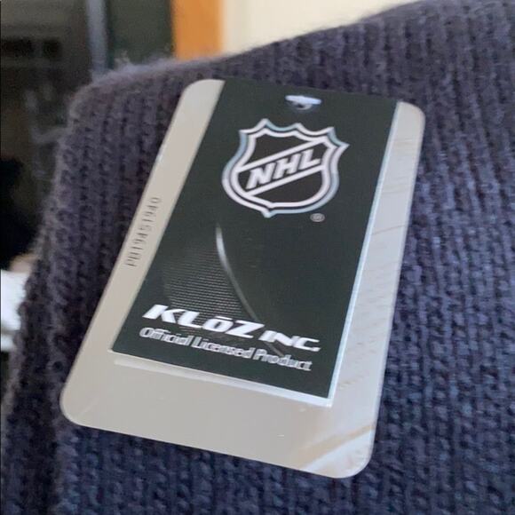 NHL Navy Vancouver Canucks Scarf - Picture 4 of 7